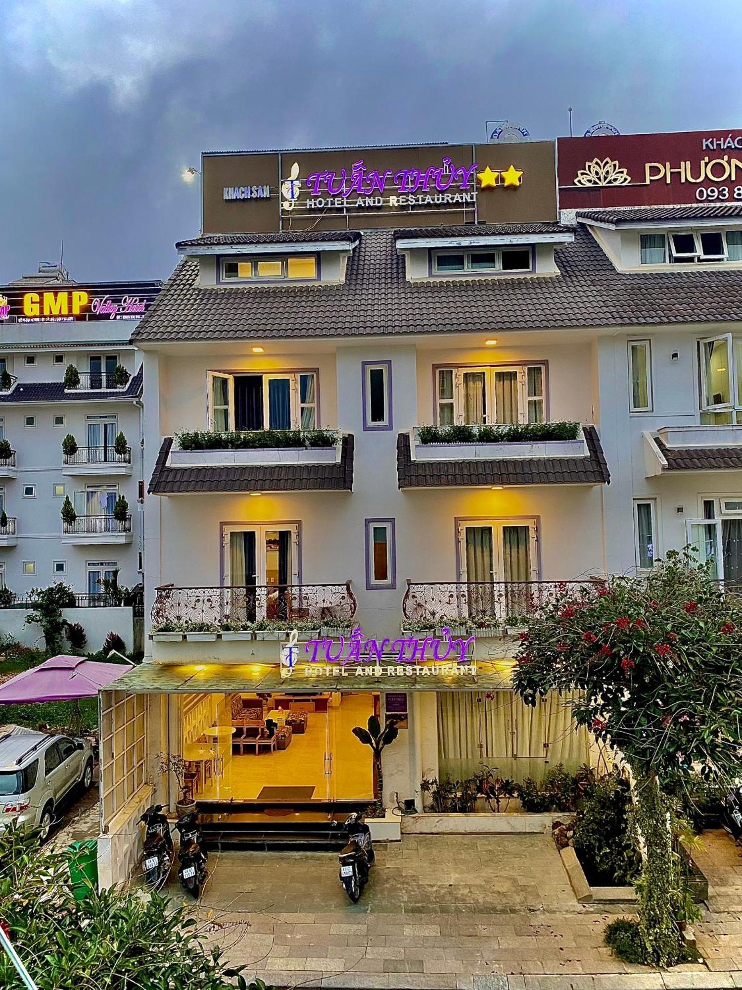 Tuan Thuy Hotel Đà Lạt Extérieur photo